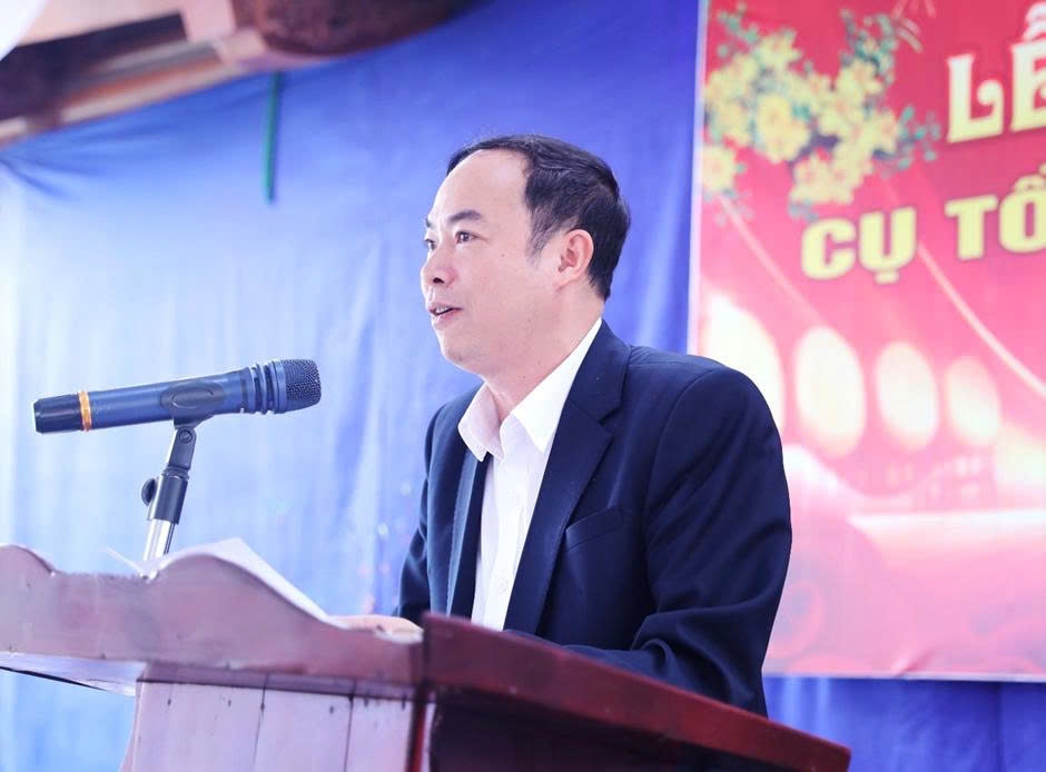 Ông Bùi Ngọc Luận – Phó Chủ tịch UBND xã Đồng Lương tới dự và phát biểu tại buổi lễ