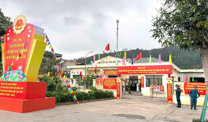                    Khu vực bầu cử số 10, khu Đồn Điền , phường Tuần Châu.