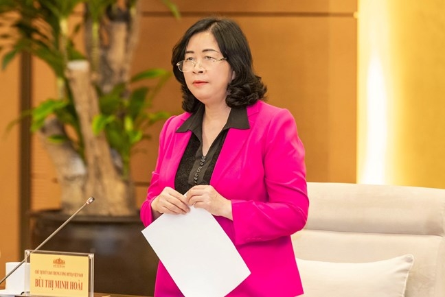 Bà Bùi Thị Minh Hoài, Ủy viên Bộ Chính trị, Bí thư Trung ương Đảng, Chủ tịch Ủy ban Trung ương MTTQ Việt Nam phát biểu tại Hội nghị