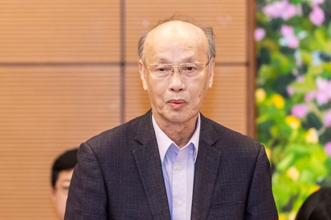 GS.TS Trần Ngọc Đường - Ủy viên Đoàn Chủ tịch, Chủ nhiệm Hội đồng tư vấn về Dân chủ và Pháp luật UBTƯ MTTQ Việt Nam phát biểu tại Hội nghị