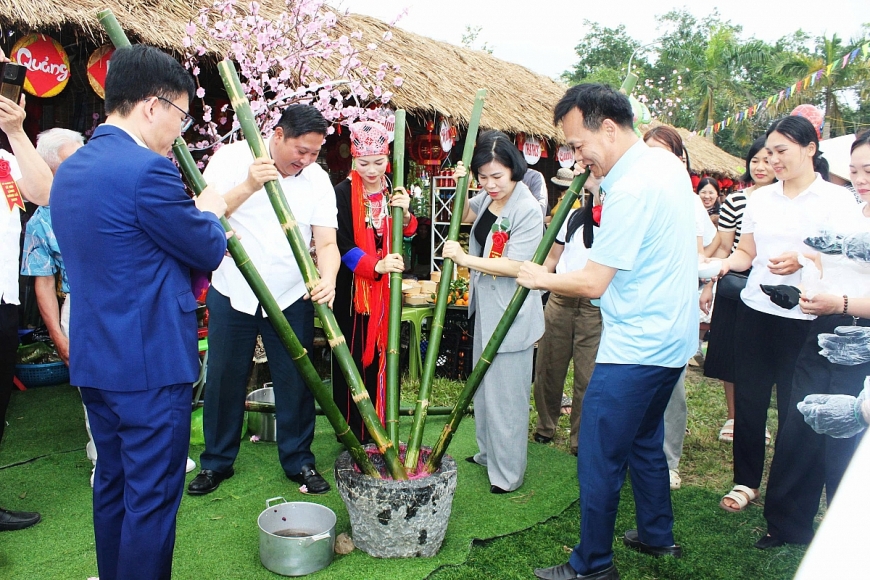 Giữ lửa truyền thống từ lễ hội Bằng Cả 