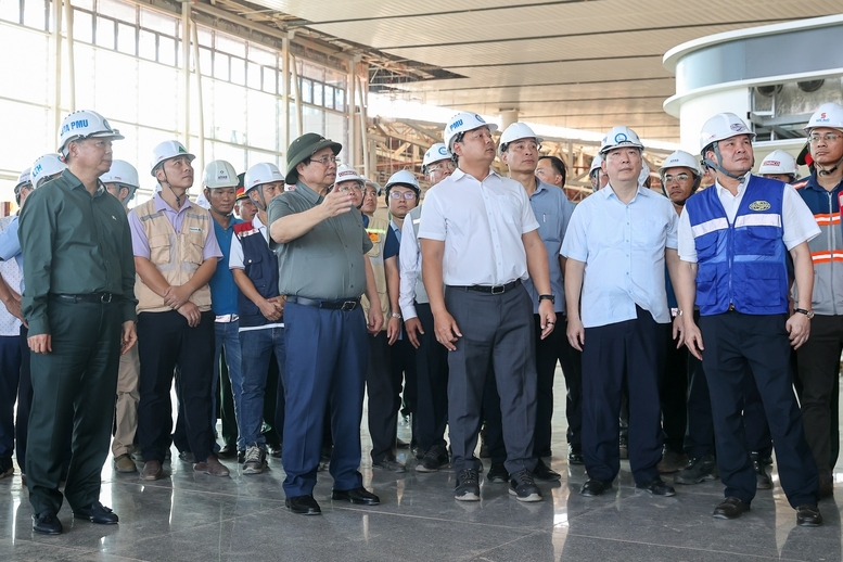 Thủ tướng Chính phủ Phạm Minh Chính đôn đốc thúc đẩy tiến độ xây dựng Cảng hàng không quốc tế Long Thành, tỉnh Đồng Nai 