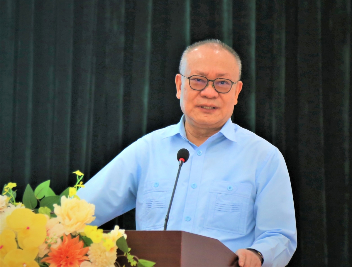 Ông Nguyễn Mạnh Thản thường trực tiếp tham gia nói chuyện về chăm sóc sức khỏe chủ động cho NCT