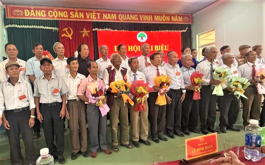 Ban chấp hành Hội NCT xã Cồn Tiên ra mắt Đại hội