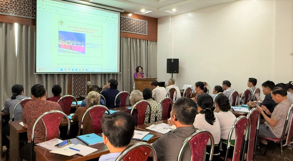 Quang cảnh lớp tập huấn