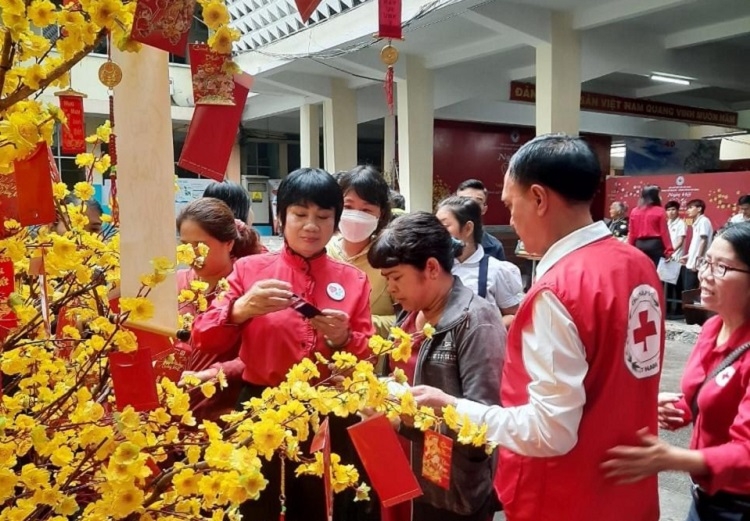 Ngày hội “Tết Nhân ái” Xuân Quý Mão dành cho 200 bà con có hoàn cảnh khó khăn