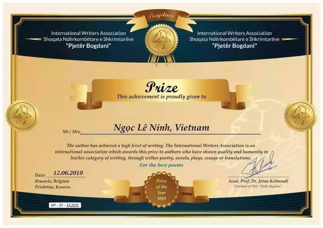 Ngọc Lê Ninh –  Tôi tựa vào thơ nhạc để sống và làm việc