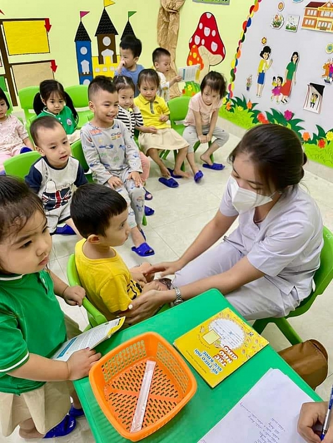 Nâng cao chất lượng giáo dục toàn diện, xứng danh đơn vị anh hùng