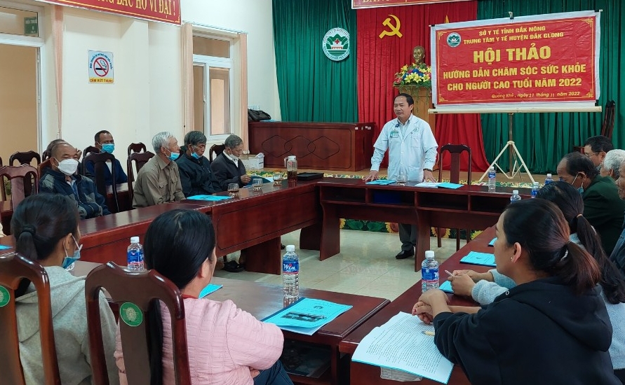 Hội thảo hướng dẫn chăm sóc sức khỏe cho NCT tại tỉnh Đắk Nông