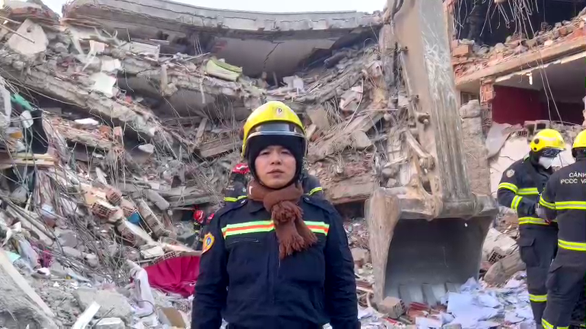 Đại tá Nguyễn Minh Khương, Trưởng đoàn cứu nạn, cứu hộ của Bộ Công an Việt Nam tại Thổ Nhĩ Kỳ cho biết, đây là biểu hiện sinh động khẳng định Chính phủ và Nhân dân Việt Nam luôn gắn bó và truyền thống chia sẻ, tương trợ nhau lúc khó khăn với chính phủ và nhân dân Thổ Nhĩ Kỳ.