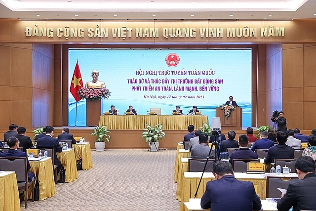 Thủ tướng cho biết sau hội nghị, Chính phủ sẽ ban hành nghị quyết, nhưng trên cơ sở chức năng, nhiệm vụ quyền hạn, tinh thần hội nghị, các chủ thể phải thực hiện ngay các công việc để thực hiện hiệu quả các mục tiêu, nhiệm vụ, giải pháp đã đề ra - Ảnh: VGP/Nhật Bắc