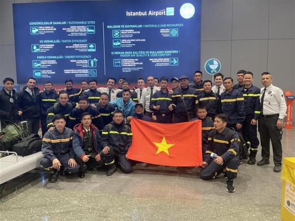 Các "Sứ giả nhân đạo Việt Nam" và 7 ngày chạy đua với thời gian