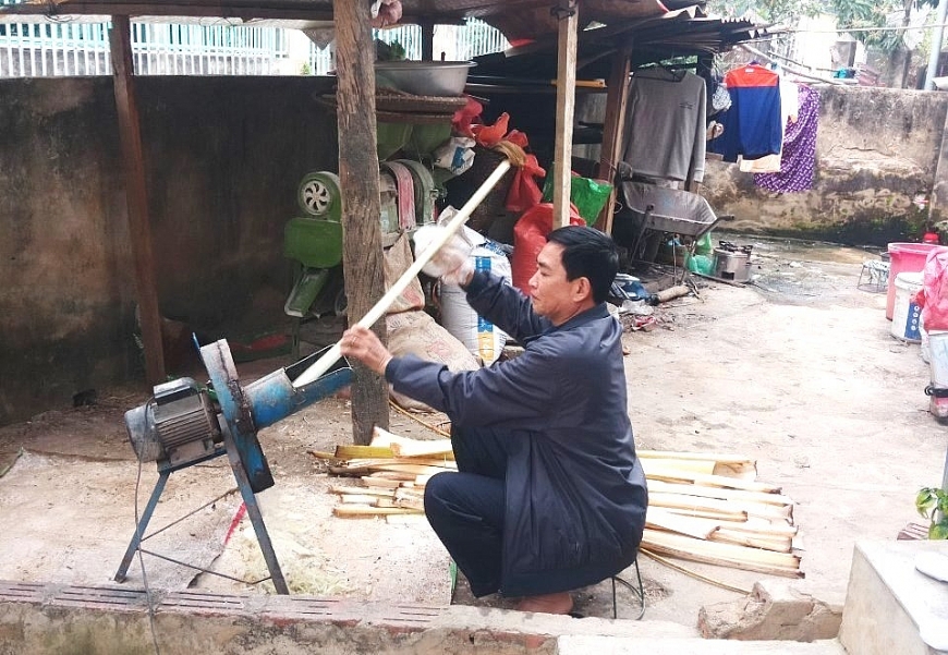 Ông Lò Văn Tinh làm giàu từ lợn lai siêu nạc