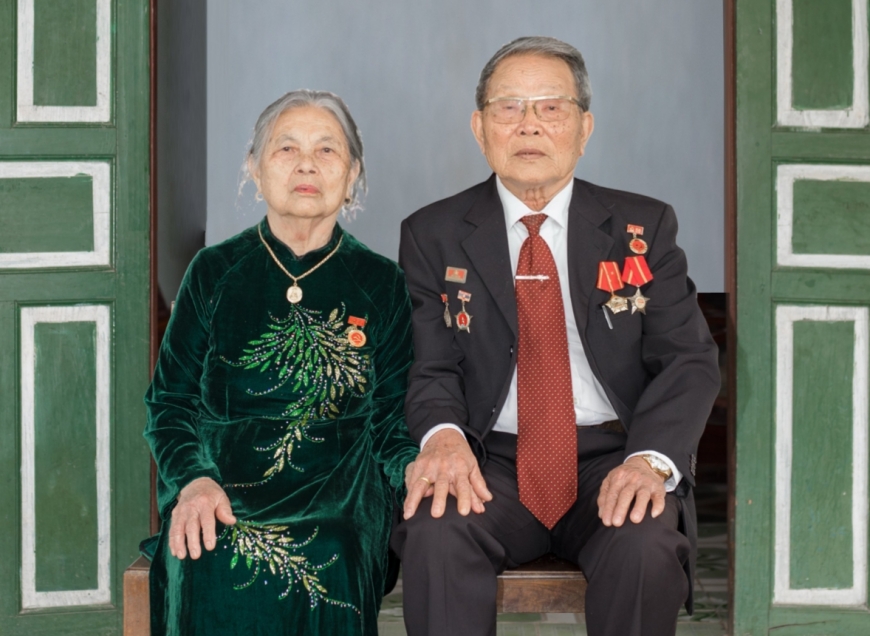 Chuyện của vợ chồng chiến sĩ Biện Biên và nữ dân công hỏa tuyến