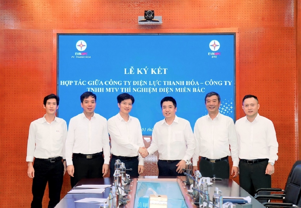 Ký kết phối hợp thực hiện dịch vụ điện trên địa bàn tỉnh Thanh Hóa