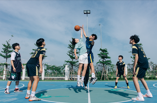 Học sinh thường xuyên tham gia các giải thể thao giao hữu trong và ngoài trường