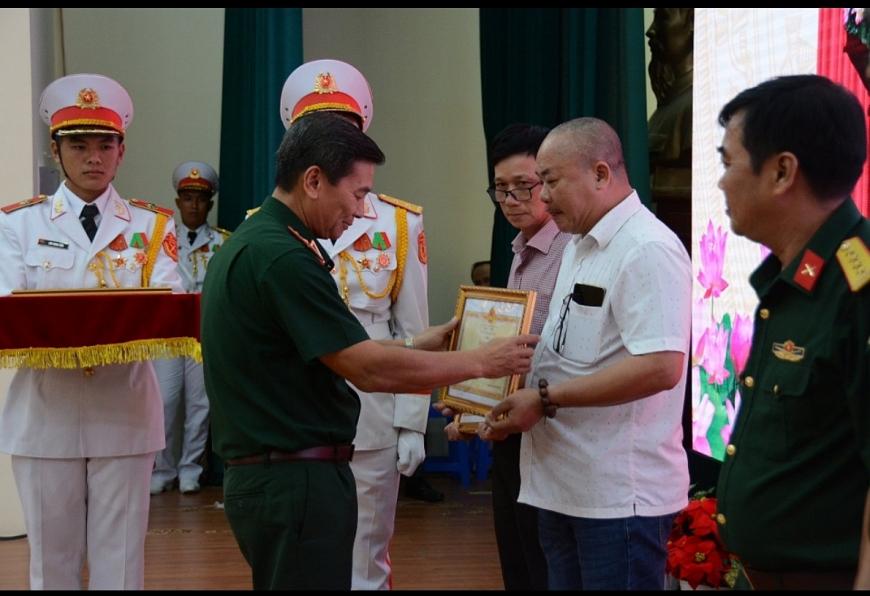 Bộ Tư lệnh Quân khu 9 Họp mặt Báo chí đầu xuân 2023