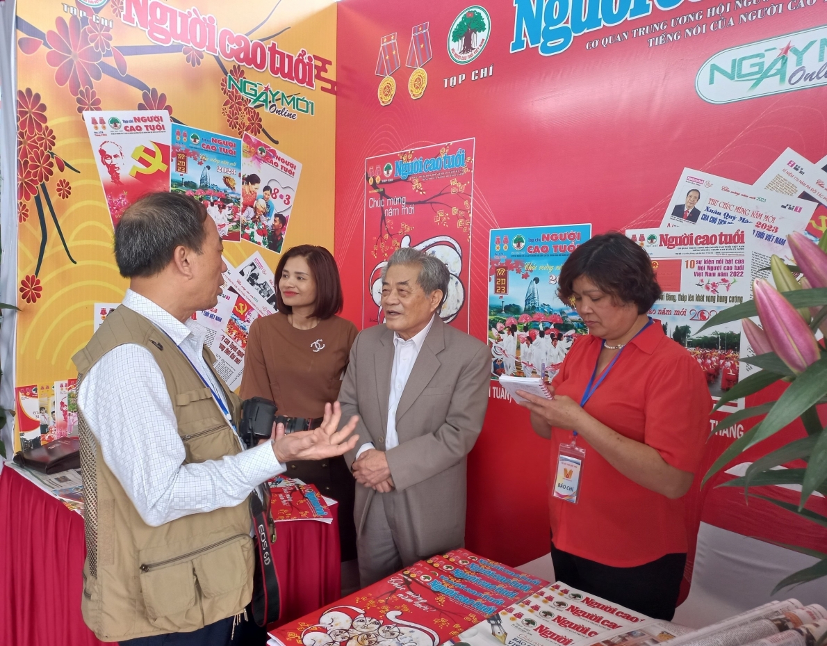 Tôn vinh thành tựu to lớn và phát triển mạnh mẽ của báo chí cách mạng Việt Nam