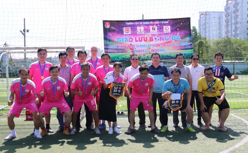 Giải bóng đá Chào mừng 92 năm Ngày thành lập Đoàn
