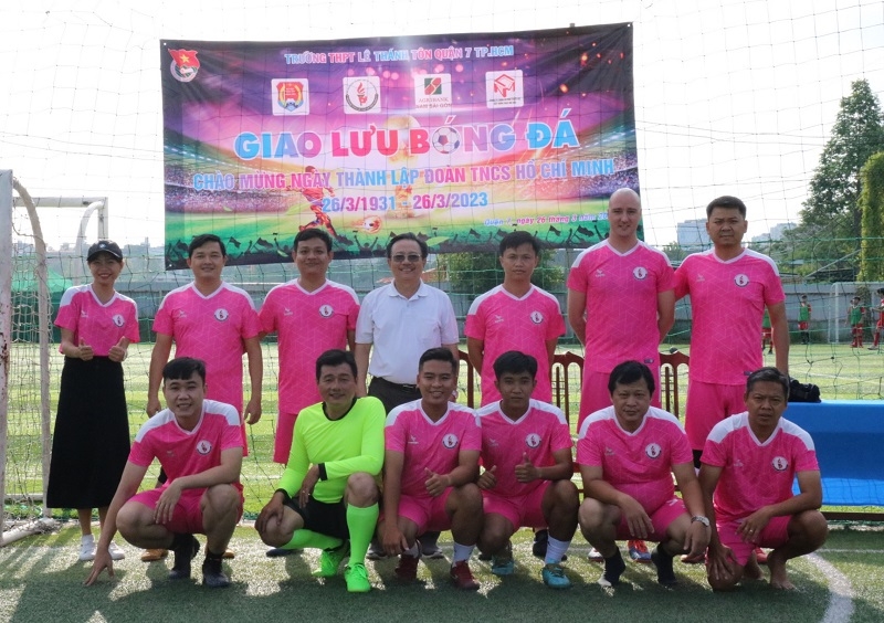 Giải bóng đá Chào mừng 92 năm Ngày thành lập Đoàn