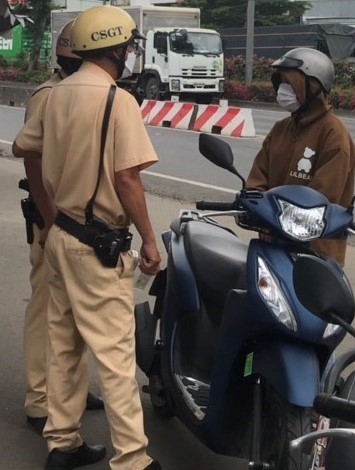 Cương quyết xử lí nghiêm các vi phạm an toàn giao thông