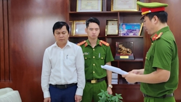 Tội “Nhận hối lộ” và chế tài của pháp luật