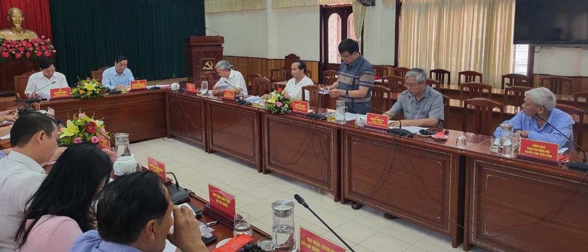 Đoàn công tác của Trung ương hội người cao tuổi Việt Nam làm việc với thường trực tỉnh ủy Bình Định về công tác Người cao tuổi.