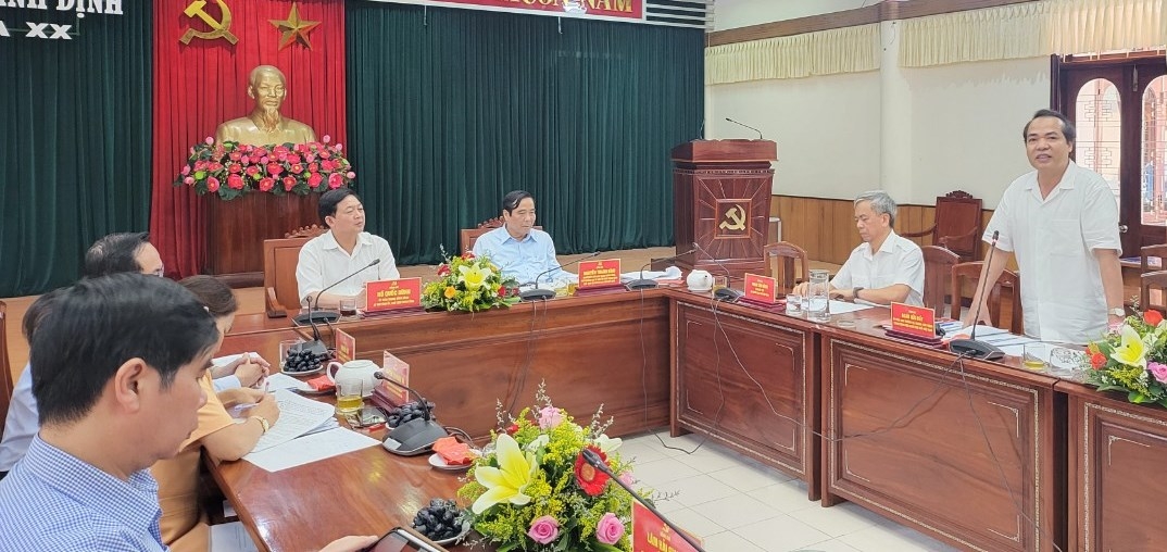 Đoàn công tác của Trung ương hội người cao tuổi Việt Nam làm việc với thường trực tỉnh ủy Bình Định về công tác Người cao tuổi.