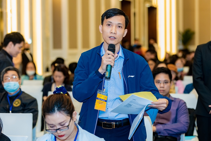 Đại hội dành phần lớn thời gian để trao đổi các vấn đề cổ đông quan tâm liên quan đến các mục tiêu kinh doanh, chiến lược kinh doanh và quản trị điều hành năm 2023