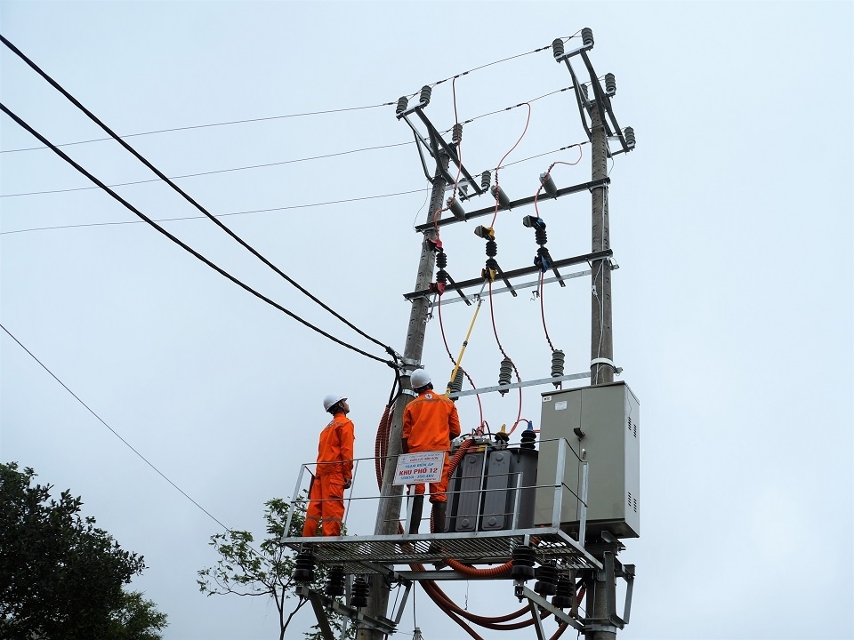 PC Thanh Hóa: Cung cấp điện an toàn, chất lượng cho người dân sau 30 năm “khát điện”
