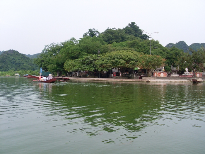 Quy hoạch: “Bảo tồn, phát huy giá trị di tích lịch sử và danh lam thắng cảnh quốc gia đặc biệt Chùa Hương”