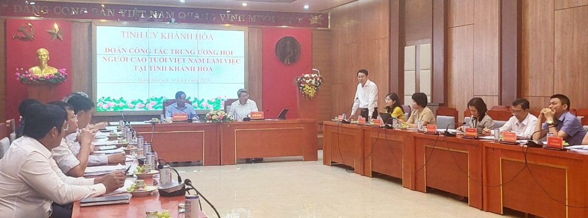 Người cao tuổi có nhiều đóng góp cho sự phát triển chung của Khánh Hòa.