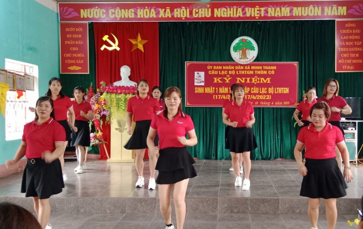 Kỷ niệm một năm ngày thành lập CLB Liên thế hệ thôn Cò