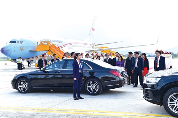 Lực lượng Cảnh vệ thuộc Bộ Công an chủ trì, phối hợp với cơ quan, đơn vị có liên quan bảo đảm an toàn tuyệt đối cho đối tượng cảnh vệ trong mọi tình huống. 