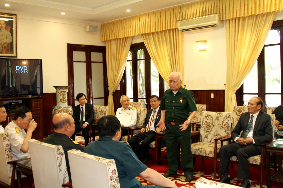 Các cựu chuyên gia, CCB cùng ôn lại những năm tháng không thể nào quên