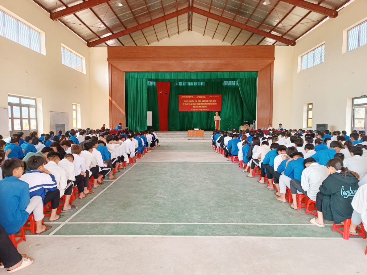 Tăng cường tuyên truyền, phổ biến, giáo dục pháp luật về trật tự, an toàn giao thông trong trường học