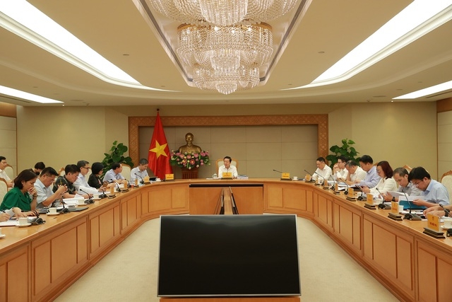 Lãnh đạo các bộ, ngành đã thống nhất những nội dung lớn để hoàn thiện dự thảo Luật Đất đai (sửa đổi) trước khi trình Quốc hội xem xét tại kỳ họp thứ 5 - Ảnh: VGP/Minh Khôi