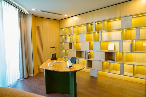 Từng phòng chức năng trong căn hộ được chăm chút tỉ mỉ với thiết kế hiện đại, tạo nên một kiệt tác hoàn mỹ xứng tầm chủ nhân tinh hoa