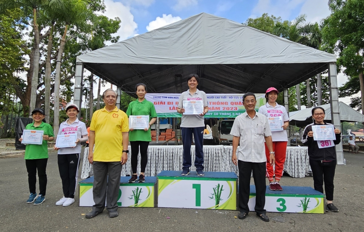 280 NCT tham dự giải đi bộ truyền thống quận 11 lần thứ 31