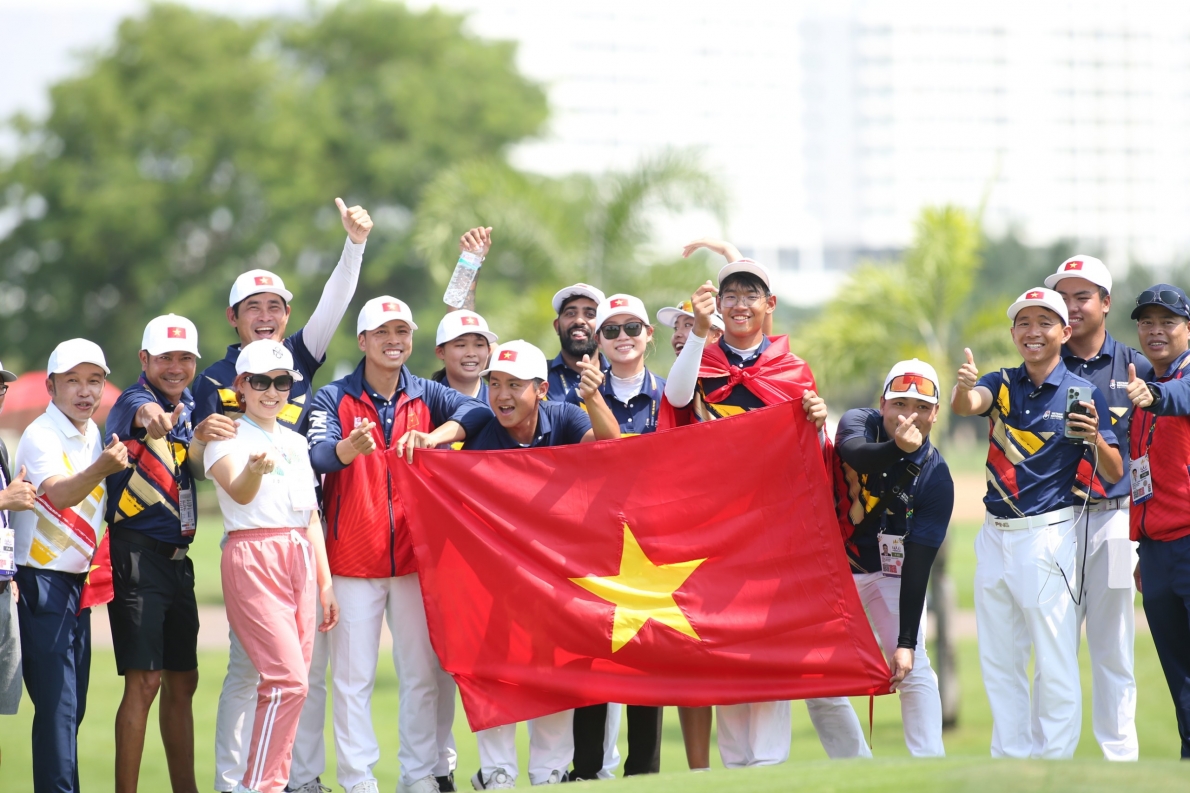 Tấm HCV lịch sử của golf Việt Nam. Ảnh: Vietnamnet