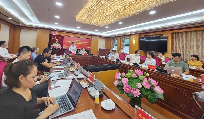 Hình ảnh tại buổi thông tin báo chí. 