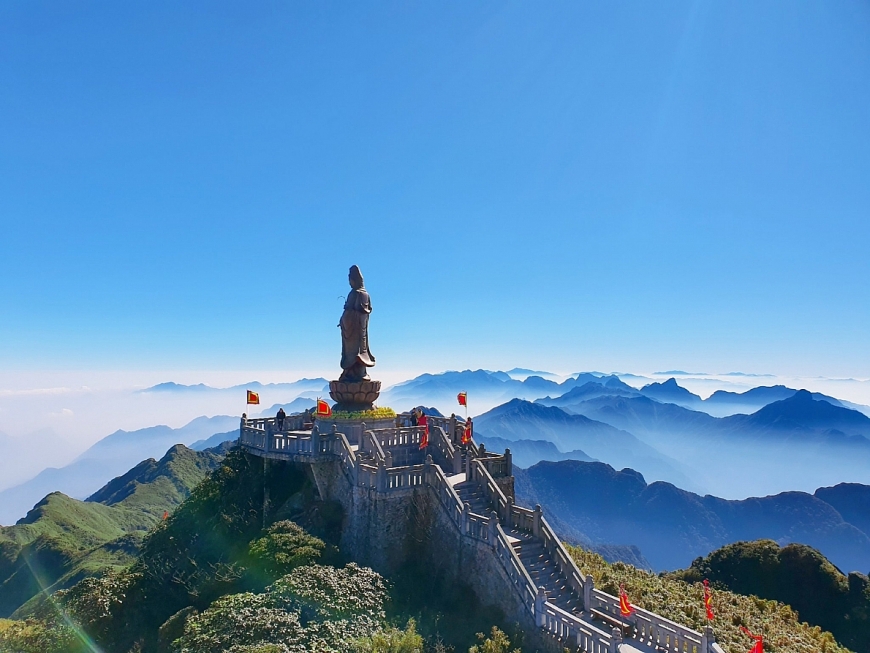 Chuỗi sản phẩm du lịch đặc sắc giúp du khách có thêm lý do để “móc hầu bao” khi đến Sa Pa. Ảnh: Lê Việt Khánh