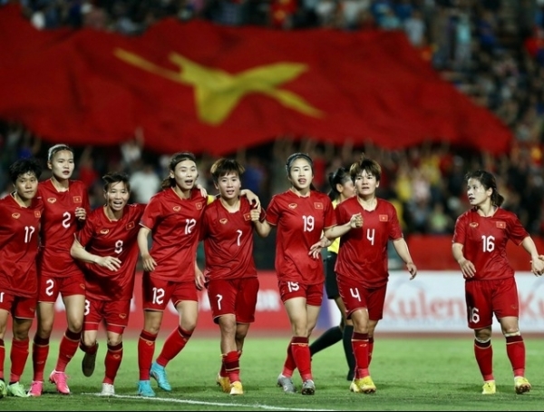 Tổng tiền thưởng mà đội tuyển bóng đá nữ Việt Nam nhận được sau thành tích vô địch SEA Games 32