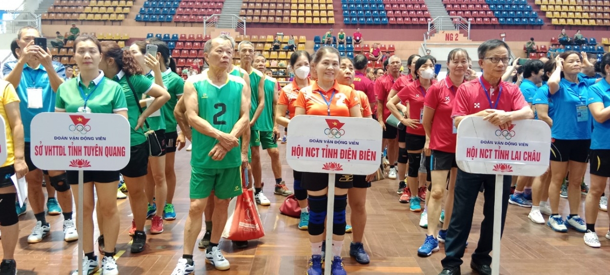 Khai mạc Giải Bóng chuyền hơi trung cao tuổi toàn quốc năm 2023