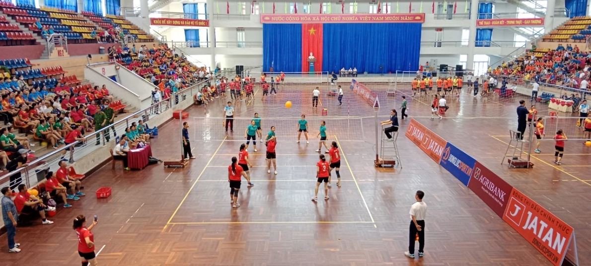 Khai mạc Giải Bóng chuyền hơi trung cao tuổi toàn quốc năm 2023