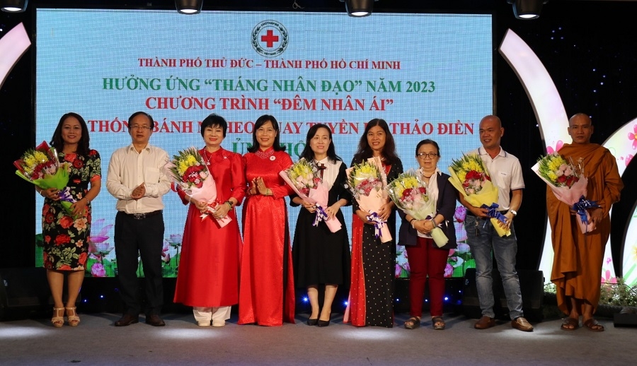 Phát động Tháng nhân đạo năm 2023: “Từ trái tim mỗi chúng ta – Chung sức xây dựng cộng đồng nhân ái”