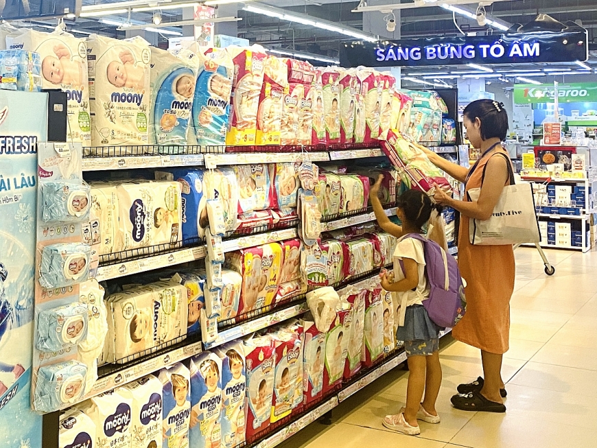 Đến WinMart săn hàng khuyến mại cho bé