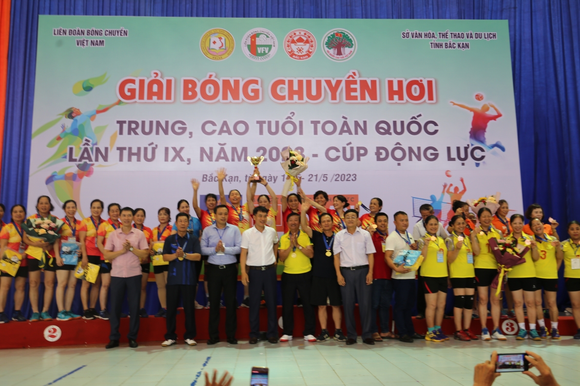 Giải Bóng chuyền hơi trung, cao tuổi toàn quốc lần thứ IX, năm 2023 thành công tốt đẹp