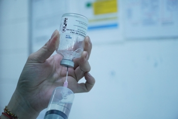 6 lọ thuốc điều trị ngộ độc botulinum do WHO viện trợ khẩn cấp đã về đến TP. Hồ Chí Minh