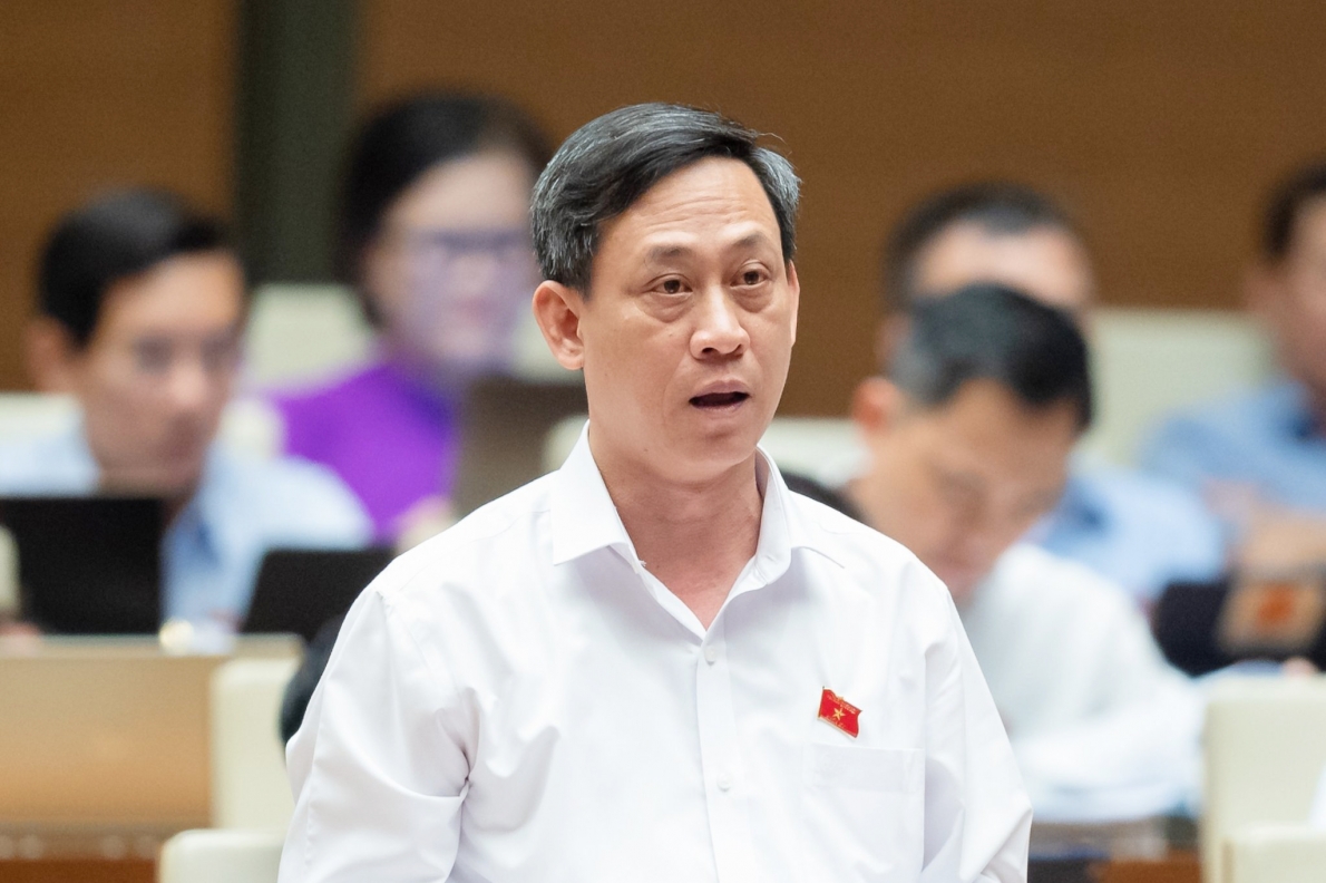 Bộ trưởng Nguyễn Thanh Nghị báo cáo về Quy chuẩn PCCC và việc triển khai Gói tín dụng hỗ trợ phát triển nhà ở xã hội